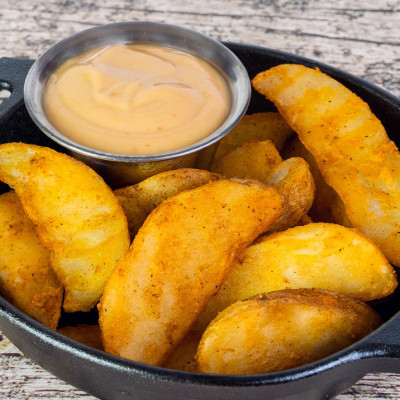 Potato Wedges with Campfire Sauce